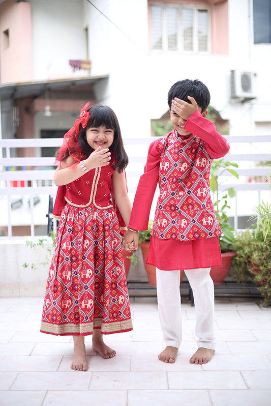 Gajraj Glory Sibling set CubsNCrowns