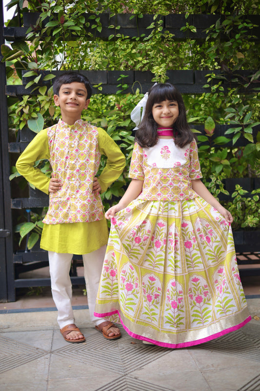 Bandhan Bloom Sibling set CubsNCrowns