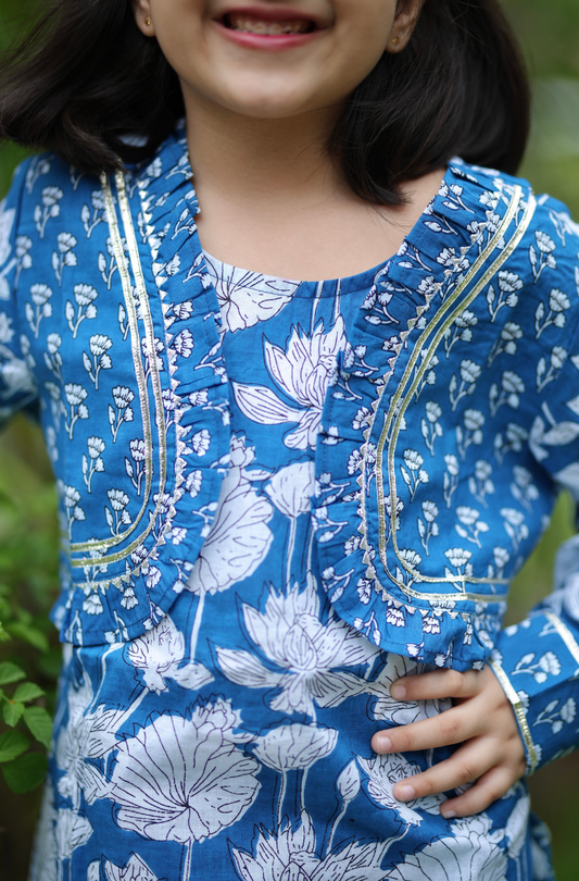 Neel Kamal Girls Dhoti Set