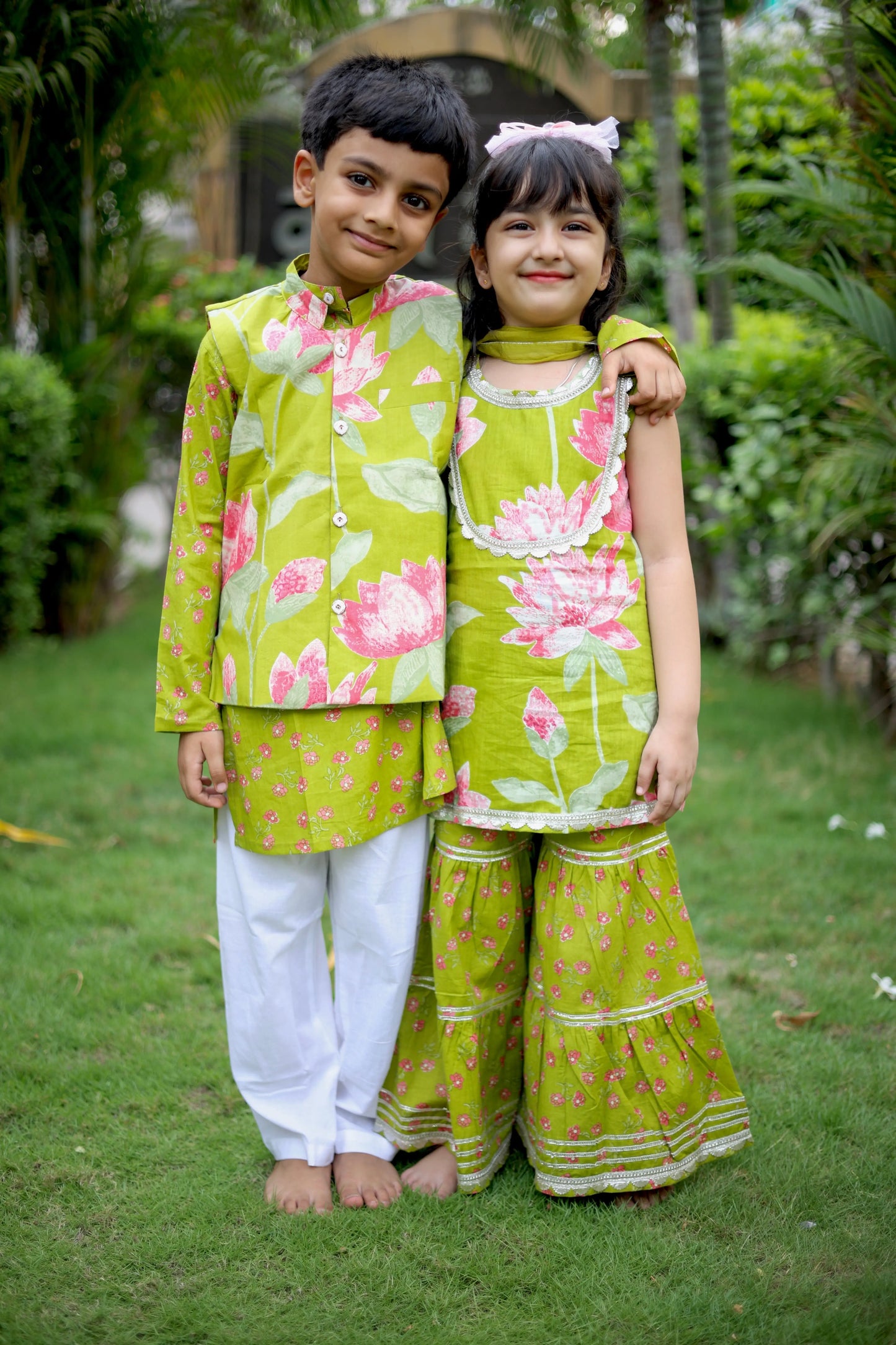 Lotus Sibling Set CubsNCrowns
