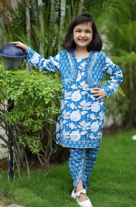 Neel Kamal Girls Dhoti Set